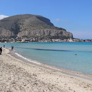 Willa Da Sophie, Mondello